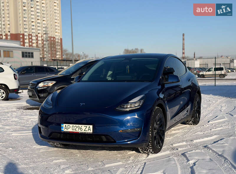 Внедорожник / Кроссовер Tesla Model Y 2022 в Киеве