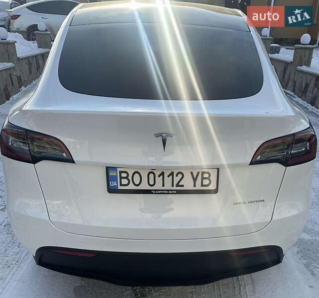 Внедорожник / Кроссовер Tesla Model Y 2023 в Тернополе