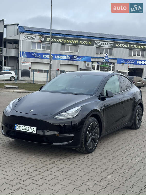 Позашляховик / Кросовер Tesla Model Y 2022 в Хмельницькому