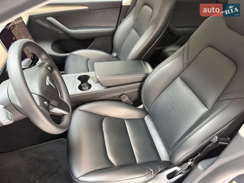 Внедорожник / Кроссовер Tesla Model Y 2023 в Виннице