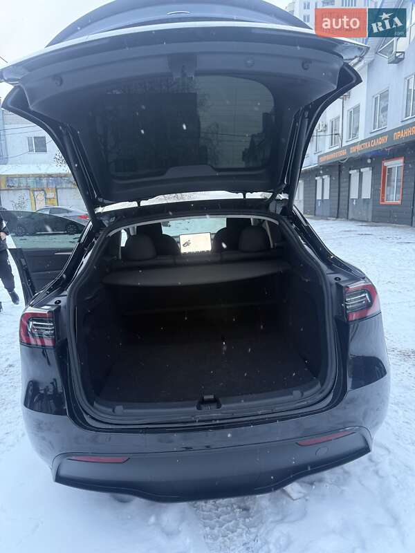 Внедорожник / Кроссовер Tesla Model Y 2023 в Черкассах