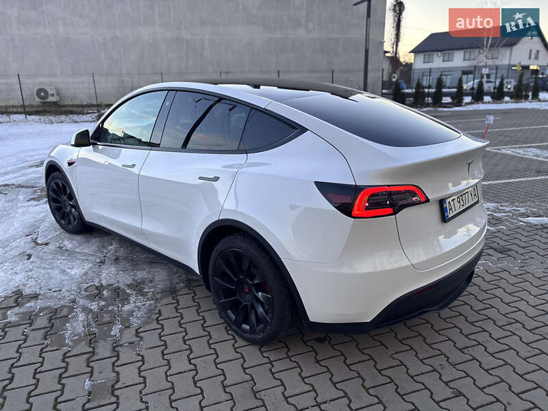 Внедорожник / Кроссовер Tesla Model Y 2021 в Ивано-Франковске