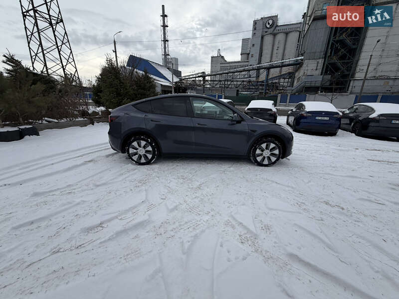 Позашляховик / Кросовер Tesla Model Y 2023 в Дніпрі