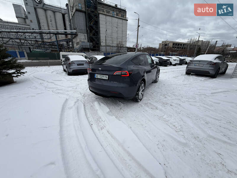 Позашляховик / Кросовер Tesla Model Y 2023 в Дніпрі