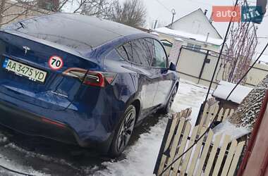 Позашляховик / Кросовер Tesla Model Y 2024 в Києві