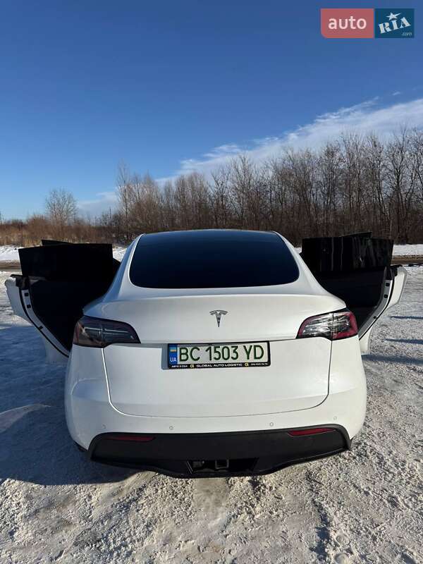 Внедорожник / Кроссовер Tesla Model Y 2020 в Львове фото 2 Внедорожник / Кроссовер Tesla Model Y 2020 в Львове