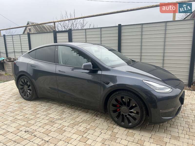 Позашляховик / Кросовер Tesla Model Y 2020 в Чорноморську