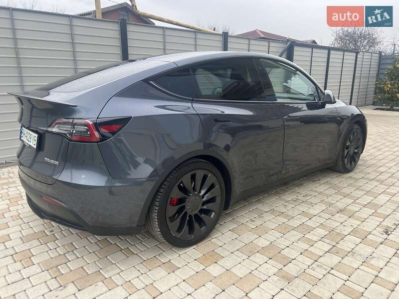 Позашляховик / Кросовер Tesla Model Y 2020 в Чорноморську