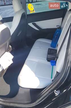 Внедорожник / Кроссовер Tesla Model Y 2021 в Сумах