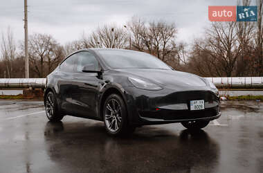 Внедорожник / Кроссовер Tesla Model Y 2024 в Запорожье