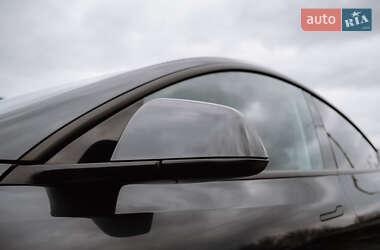 Внедорожник / Кроссовер Tesla Model Y 2024 в Запорожье