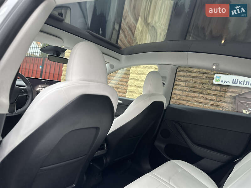 Внедорожник / Кроссовер Tesla Model Y 2023 в Киеве фото 16 Внедорожник / Кроссовер Tesla Model Y 2023 в Киеве