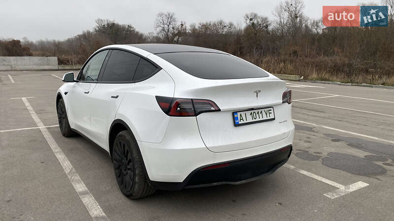 Позашляховик / Кросовер Tesla Model Y 2023 в Києві фото 5 Позашляховик / Кросовер Tesla Model Y 2023 в Києві