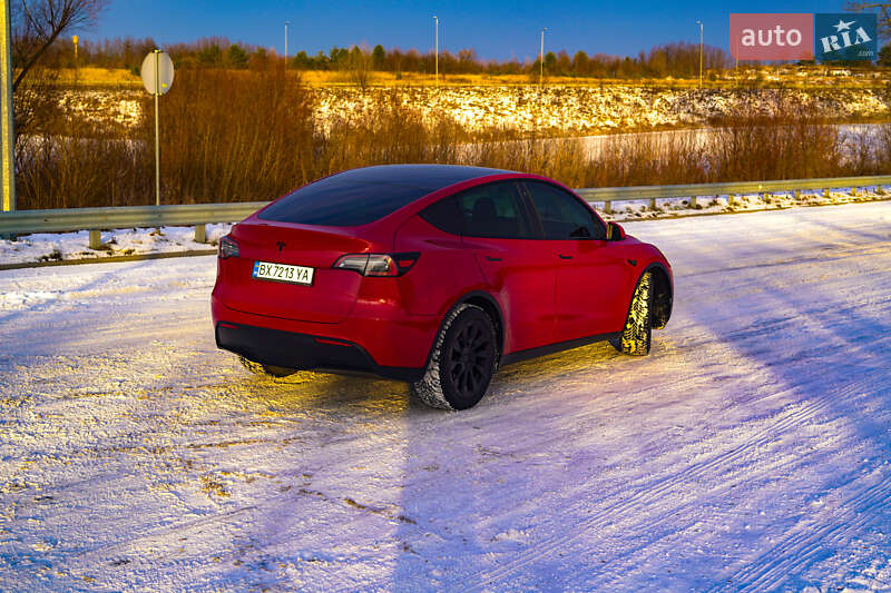 Внедорожник / Кроссовер Tesla Model Y 2022 в Хмельницком
