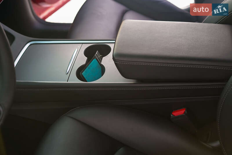 Внедорожник / Кроссовер Tesla Model Y 2022 в Хмельницком