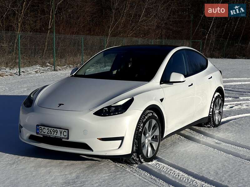 Внедорожник / Кроссовер Tesla Model Y 2023 в Львове