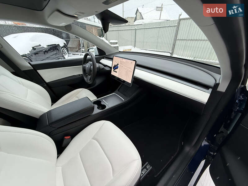 Внедорожник / Кроссовер Tesla Model Y 2021 в Львове