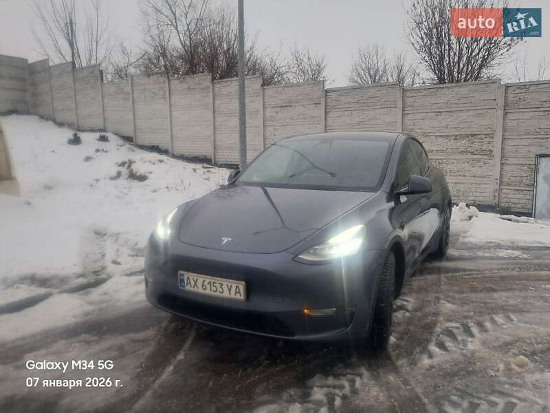 Внедорожник / Кроссовер Tesla Model Y 2020 в Харькове