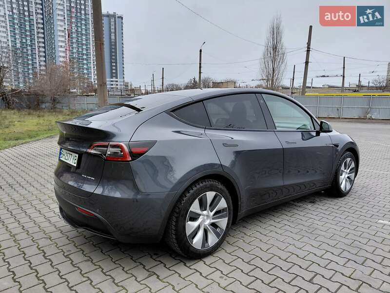 Внедорожник / Кроссовер Tesla Model Y 2021 в Одессе