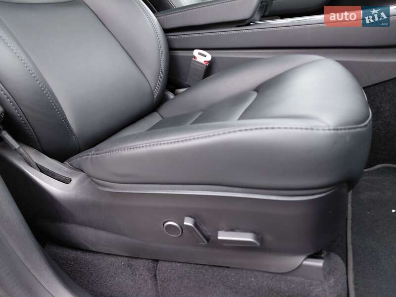 Внедорожник / Кроссовер Tesla Model Y 2021 в Одессе