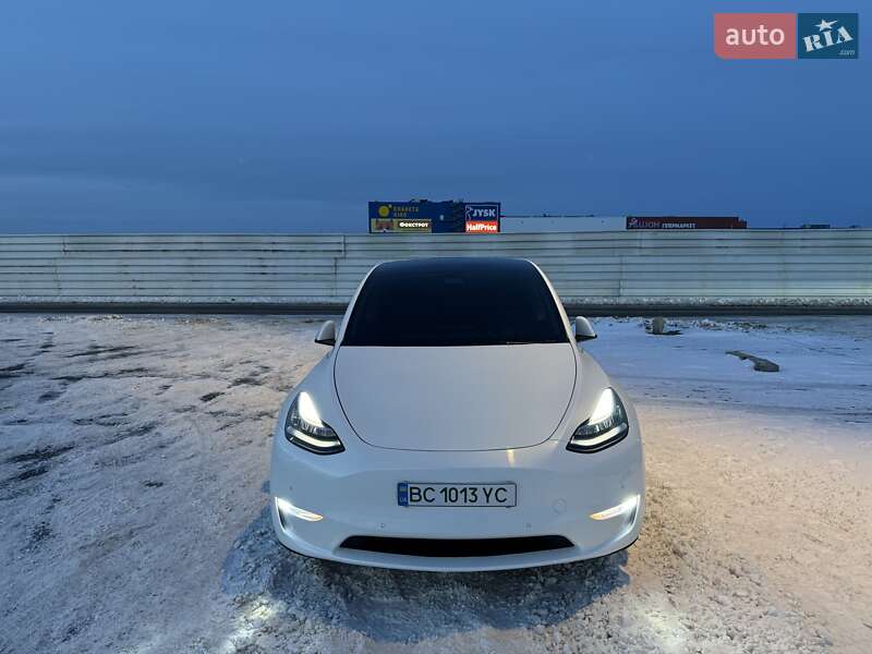 Внедорожник / Кроссовер Tesla Model Y 2022 в Львове