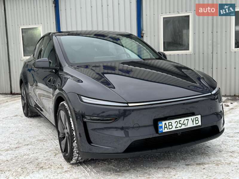 2025 Tesla Model Y, VIN 7SAYGDEEXTA388497:plate — фото 1 (autoria)