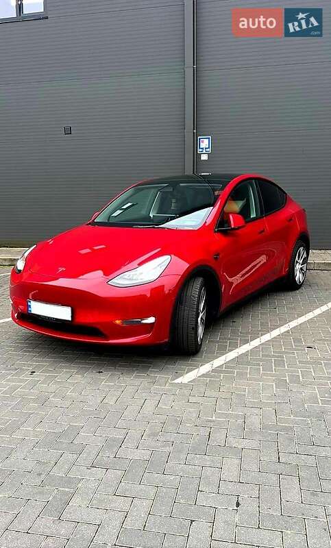 Внедорожник / Кроссовер Tesla Model Y 2023 в Ужгороде