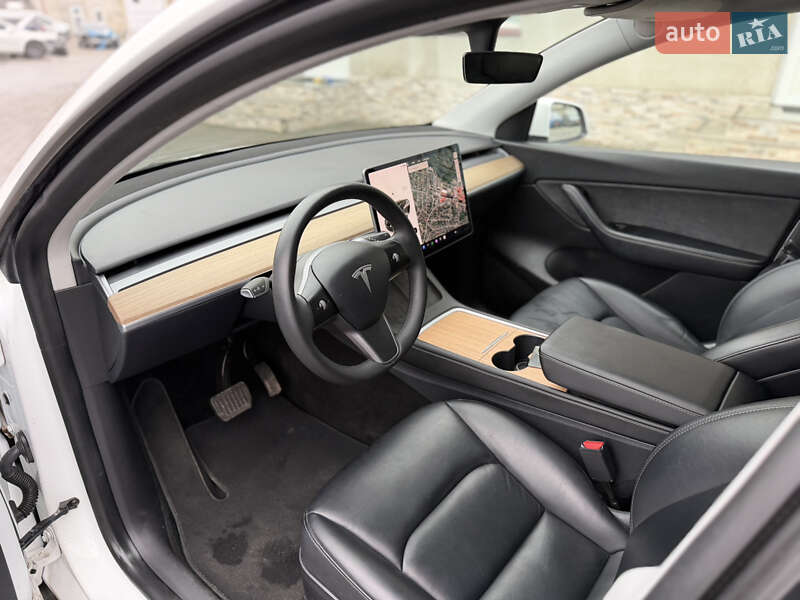 Позашляховик / Кросовер Tesla Model Y 2020 в Луцьку
