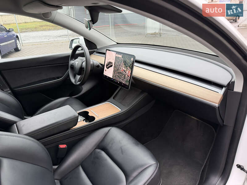 Позашляховик / Кросовер Tesla Model Y 2020 в Луцьку