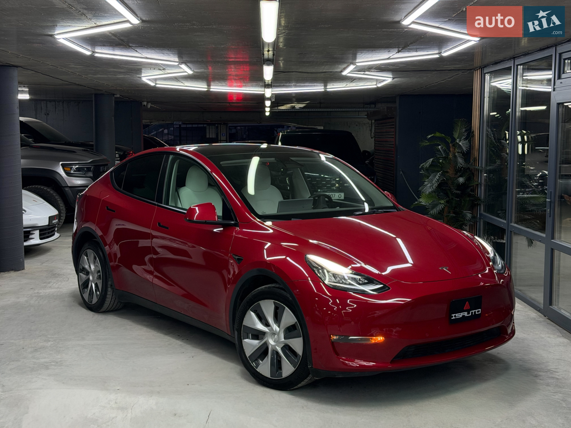 2022 Tesla Model Y - фото 1