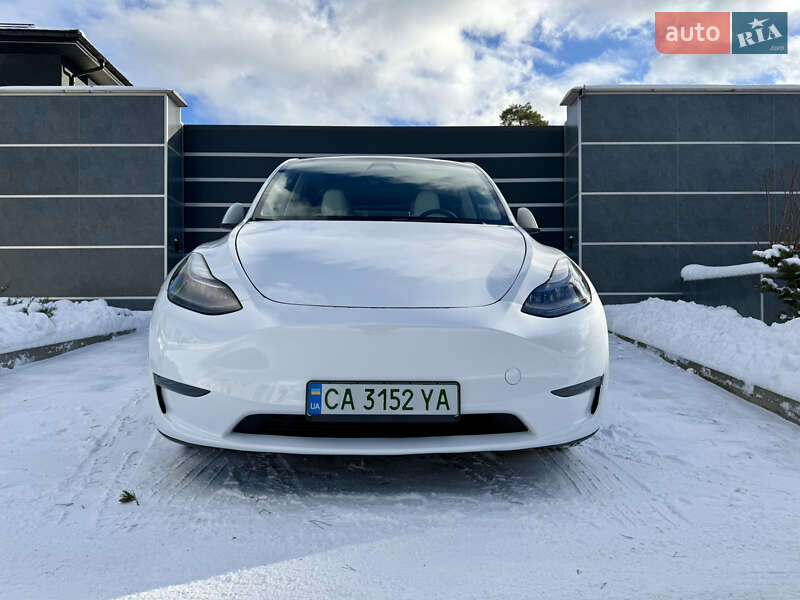 Внедорожник / Кроссовер Tesla Model Y 2024 в Черкассах