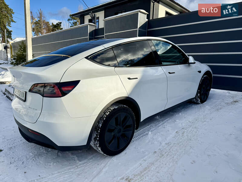 Внедорожник / Кроссовер Tesla Model Y 2024 в Черкассах