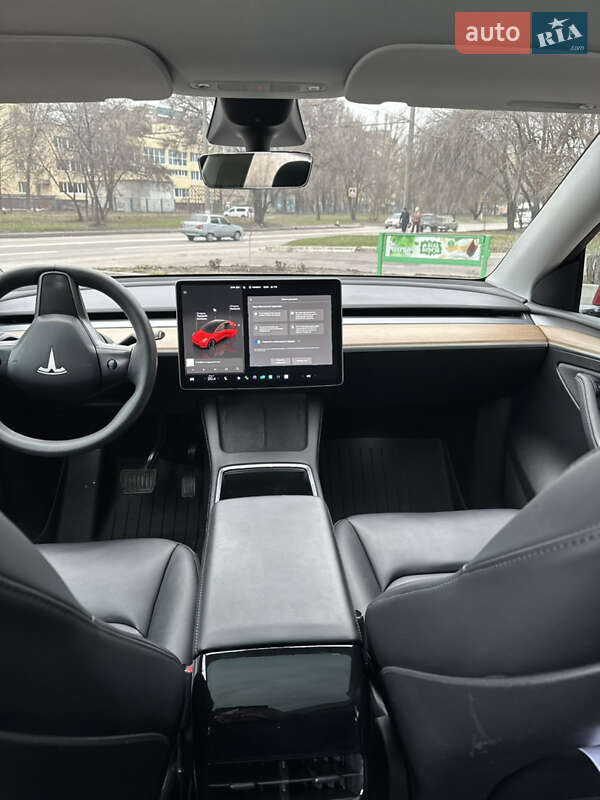 Внедорожник / Кроссовер Tesla Model Y 2022 в Днепре