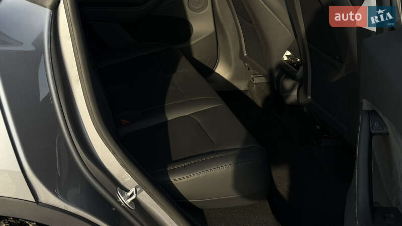 Внедорожник / Кроссовер Tesla Model Y 2024 в Виннице