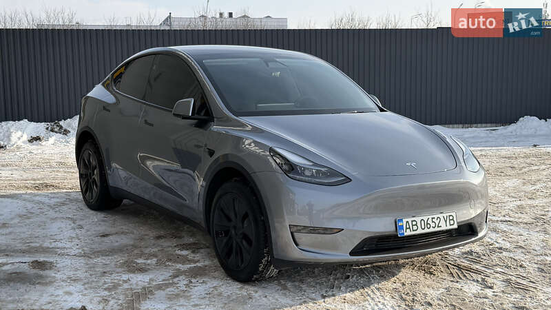 Внедорожник / Кроссовер Tesla Model Y 2024 в Виннице