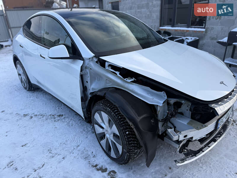 Внедорожник / Кроссовер Tesla Model Y 2021 в Львове