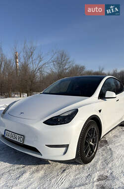 Внедорожник / Кроссовер Tesla Model Y 2022 в Киеве