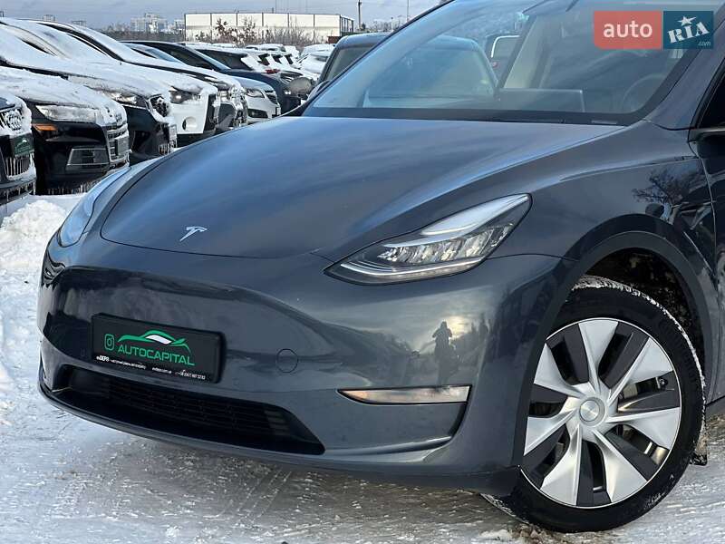 Внедорожник / Кроссовер Tesla Model Y 2022 в Киеве