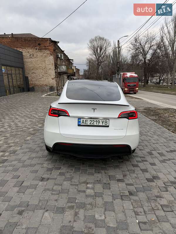 Внедорожник / Кроссовер Tesla Model Y 2023 в Днепре