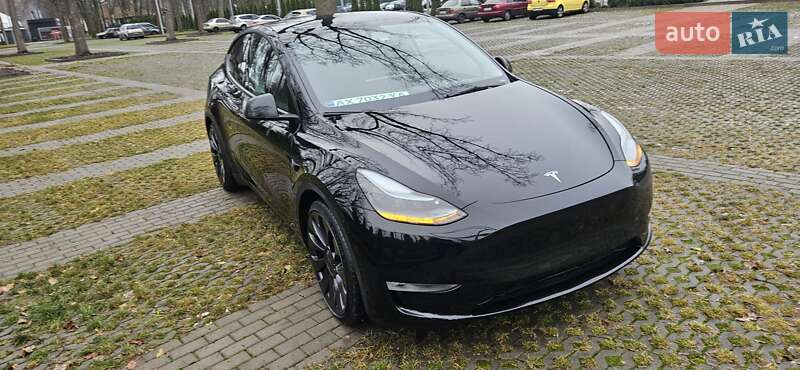 Внедорожник / Кроссовер Tesla Model Y 2023 в Харькове