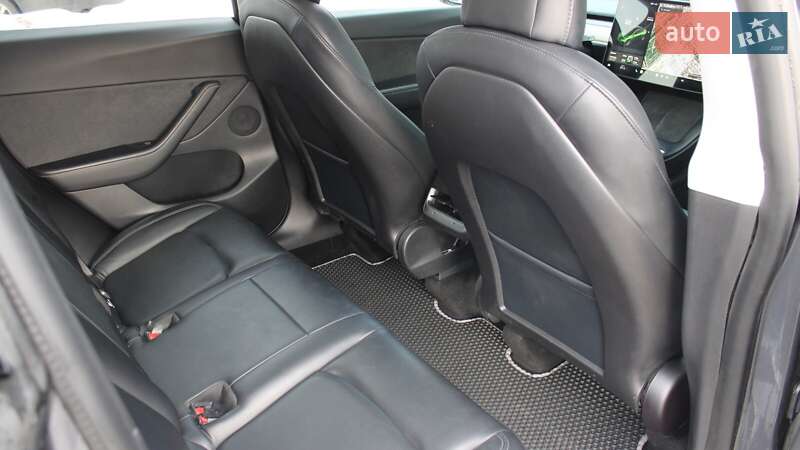 Внедорожник / Кроссовер Tesla Model Y 2021 в Черкассах