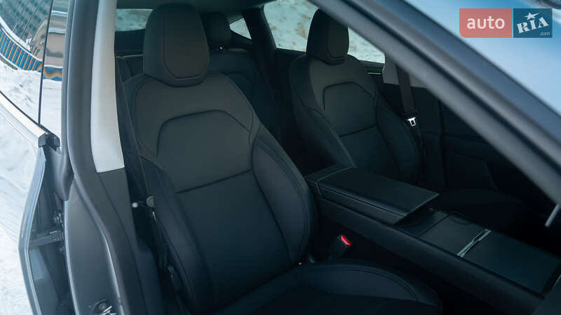 Внедорожник / Кроссовер Tesla Model Y 2025 в Киеве