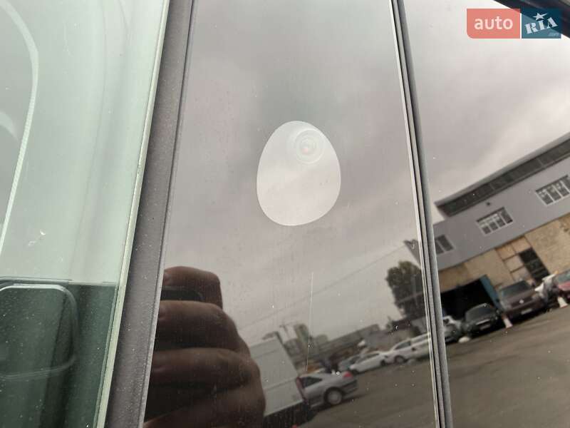 Внедорожник / Кроссовер Tesla Model Y 2024 в Киеве фото 35 Внедорожник / Кроссовер Tesla Model Y 2024 в Киеве