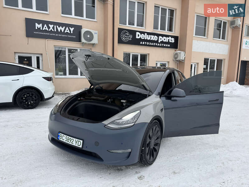 Внедорожник / Кроссовер Tesla Model Y 2020 в Луцке