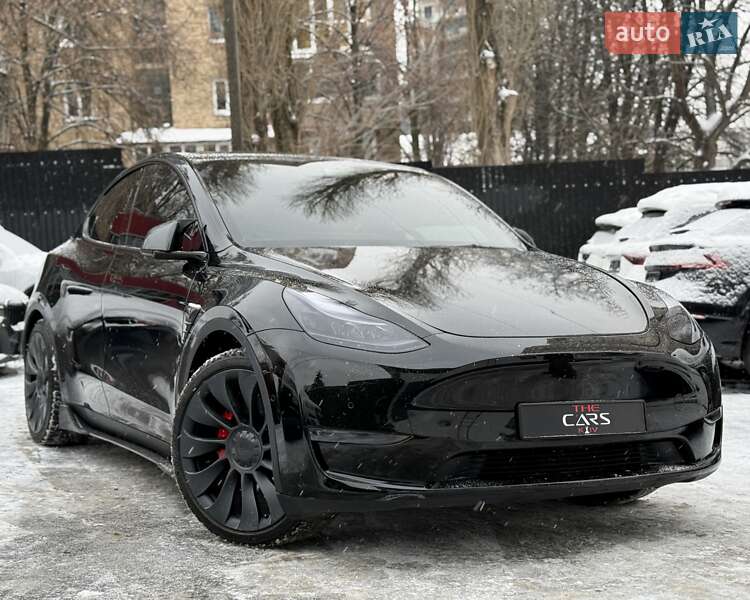 Внедорожник / Кроссовер Tesla Model Y 2021 в Киеве