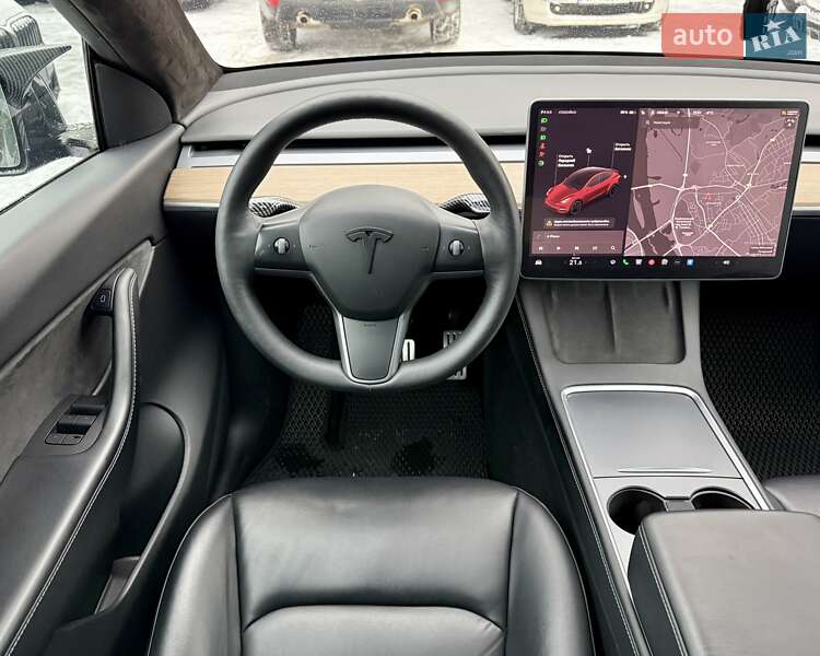Внедорожник / Кроссовер Tesla Model Y 2021 в Киеве