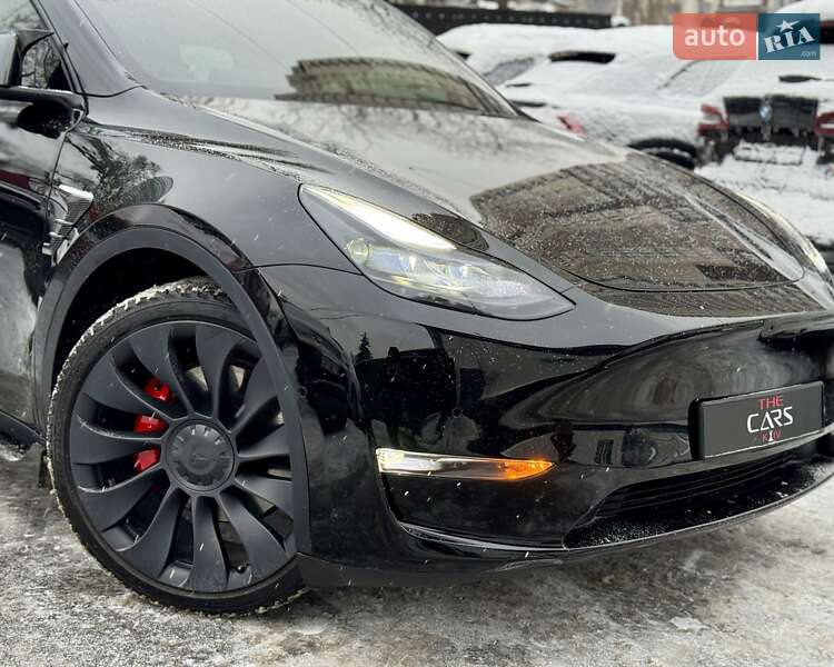 Внедорожник / Кроссовер Tesla Model Y 2021 в Киеве