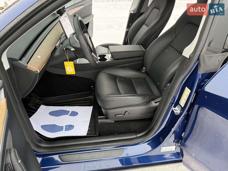 Внедорожник / Кроссовер Tesla Model Y 2023 в Звягеле