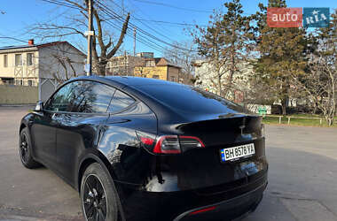 Внедорожник / Кроссовер Tesla Model Y 2022 в Киеве
