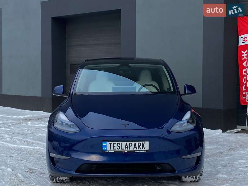 Внедорожник / Кроссовер Tesla Model Y 2024 в Киеве